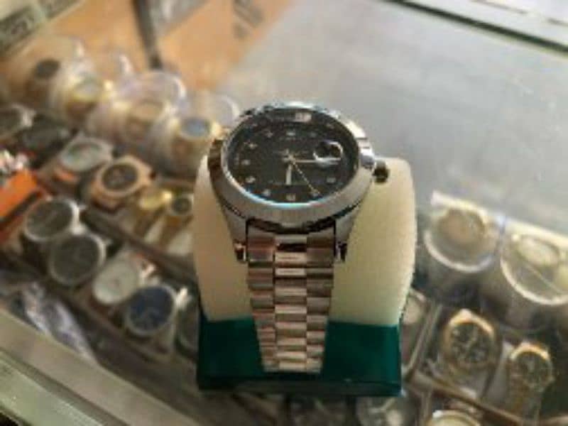 All kinds of watches in whole sell price  free delivery in all quetta 6