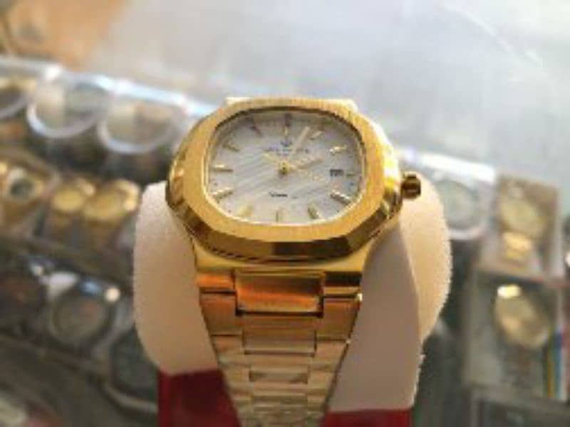 All kinds of watches in whole sell price  free delivery in all quetta 11