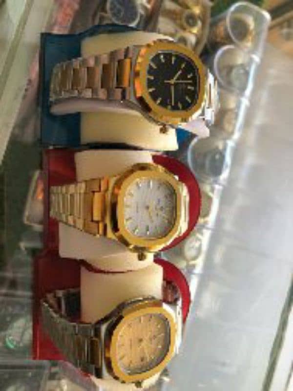 All kinds of watches in whole sell price  free delivery in all quetta 12