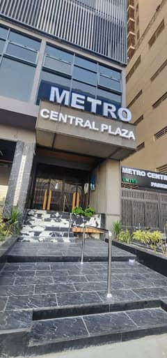 Metro Central Plaza Chance Deal 2 Bedroom Drawing Dining Lounge Kitchen Appartment For Sale