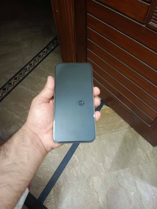 iPhone 15 pro max 256 gb natural titanium 0