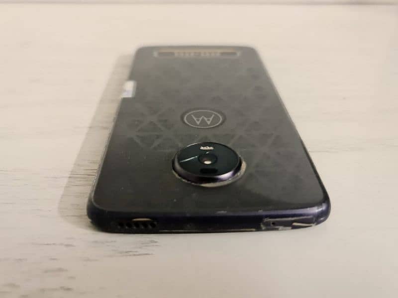 motorola z4 approved 128 Gb fresh piece for sale 4