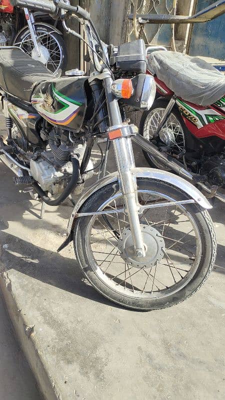 Honda CG 125 Bike 0