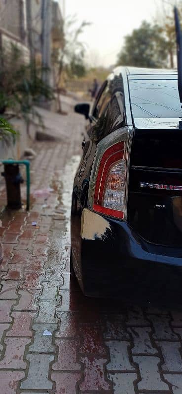 Toyota Prius 2011 5