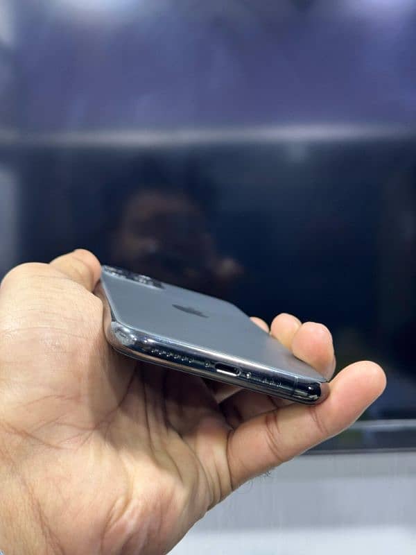 Iphone 11 Pro Grey Dual Pta 5