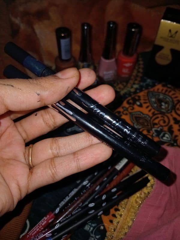 bahawalpur m online makeup available hai 4