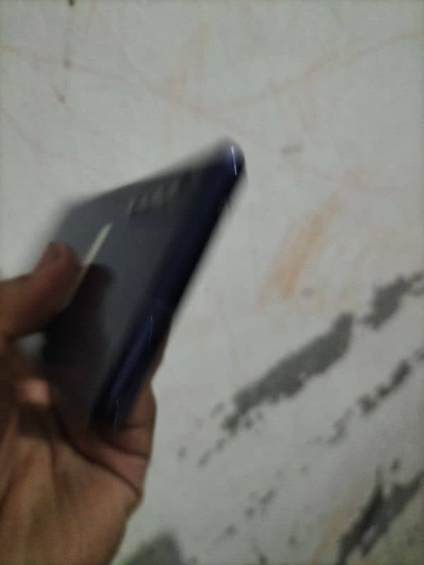Docomo 5G arrows f-52a for sale 3