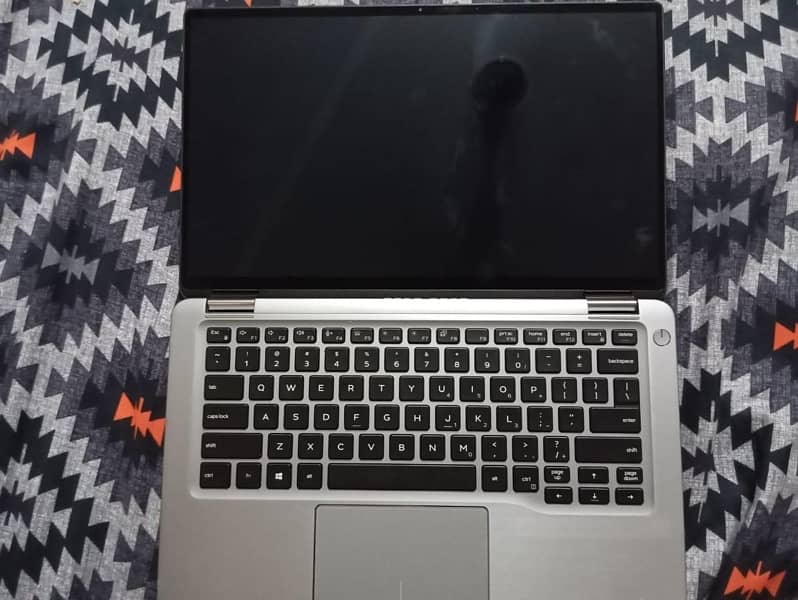 Dell Latitude 7400 2 in 1 3