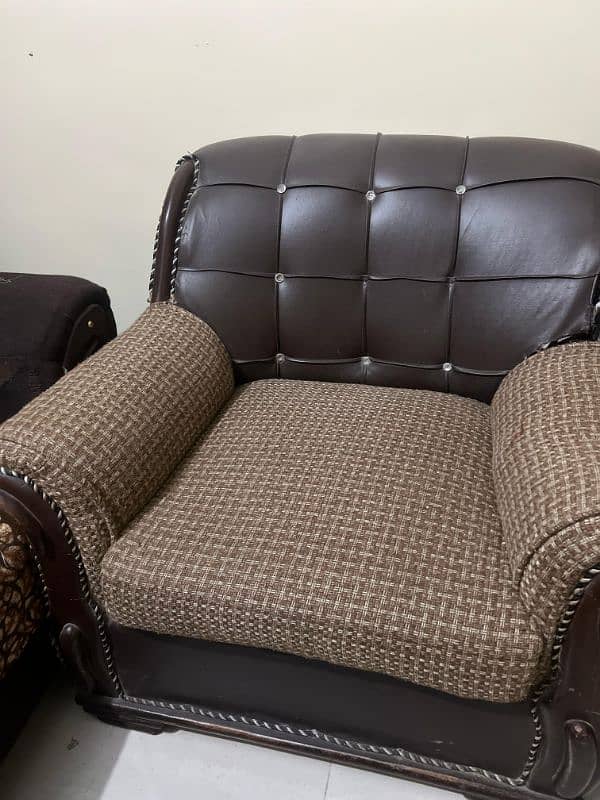 Sofa Set 5 Seater 2