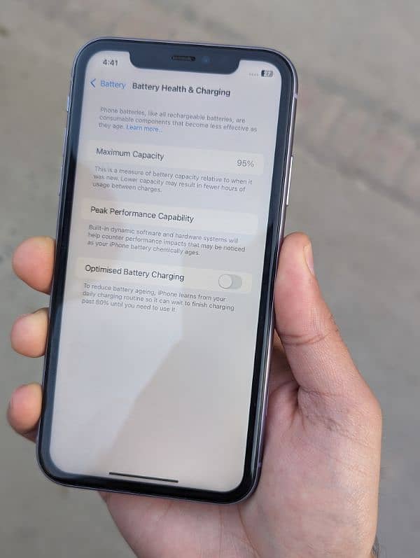 iPhone 11 JV 64GB Non Active 95% Battery Health 2