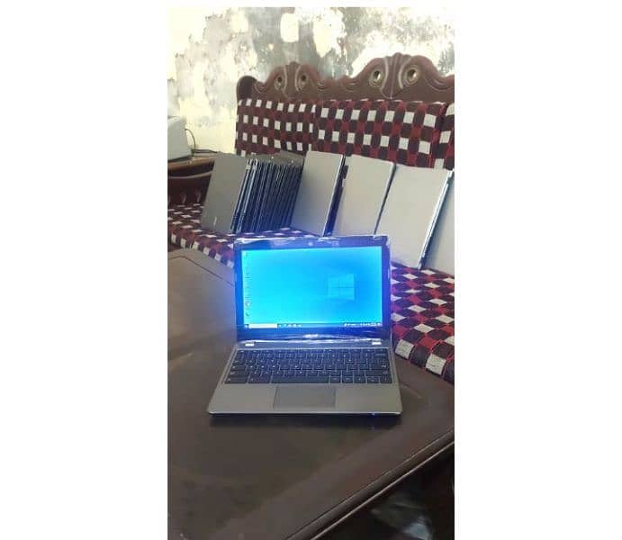 Acer laptop new condition best price 6