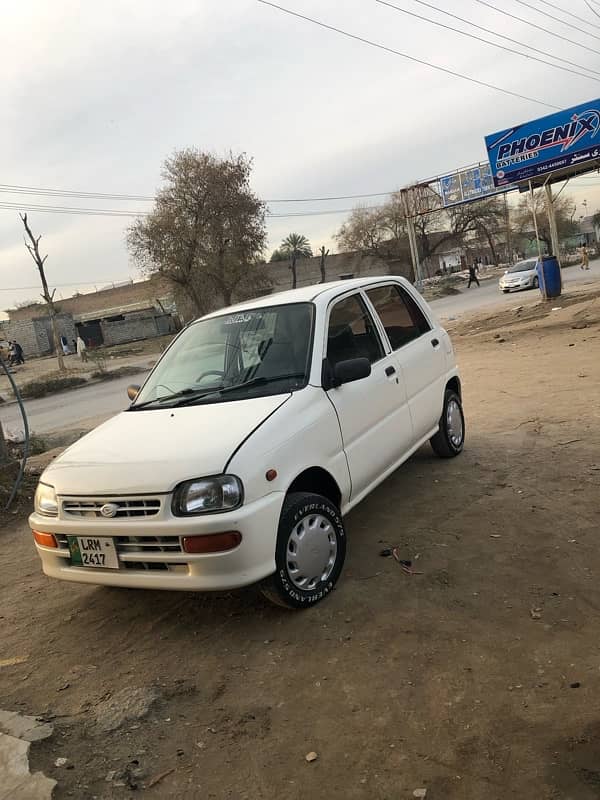 Daihatsu Cuore 2003 3