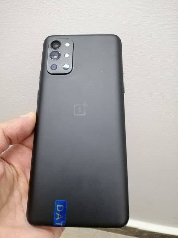 Oneplus 9r 12GB/256GB 1