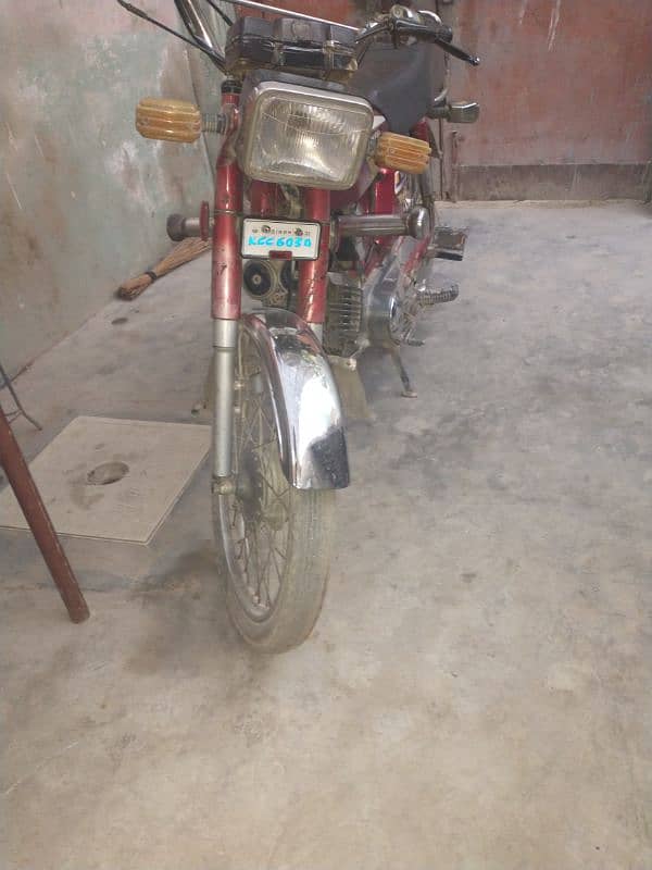 Yamaha 100 Karachi no 97 model 4