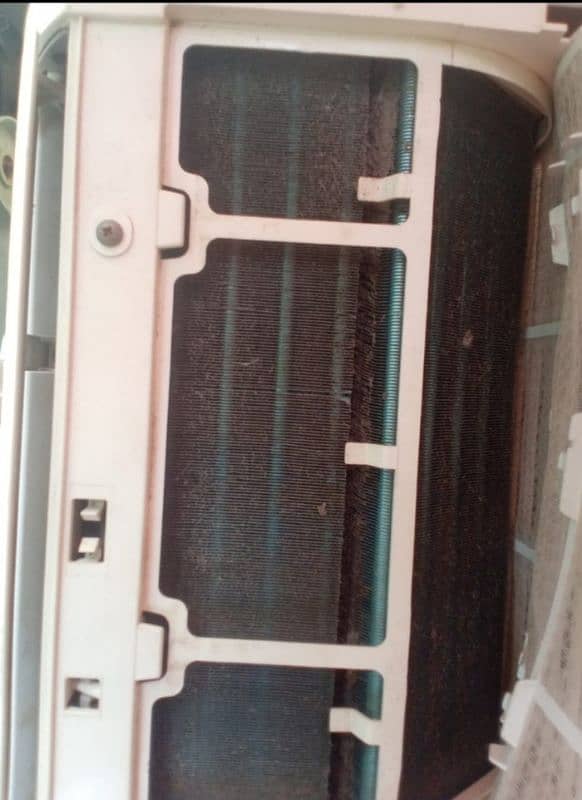 for sale Invertver ac good condition hai working mein hai 1