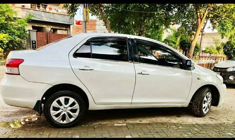 Toyota Belta 1300cc Full Option Push Start RPM meter Climate AC Dvd TV 9