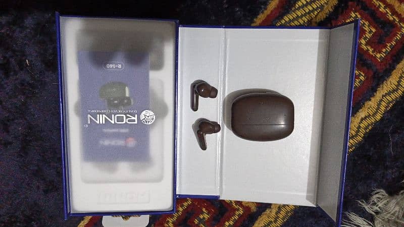 ronin R-140 earbuds 3