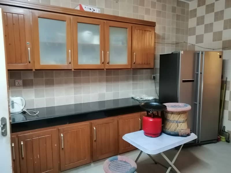 FURNISHED PORTION FOR RENT 4