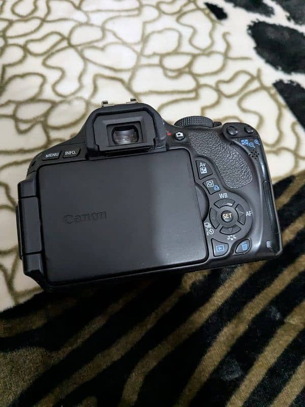 Canon 600D 5