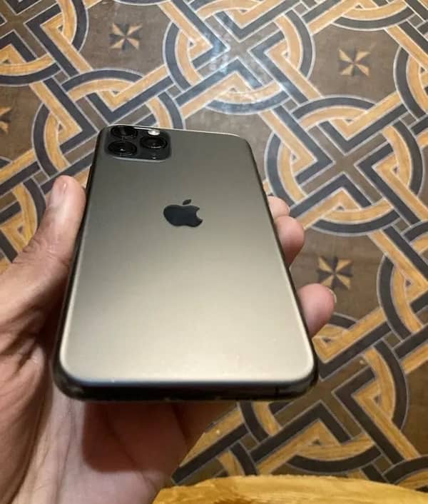 iphone 11 pro 256gb FU Non PTA 10/9 All oky 6