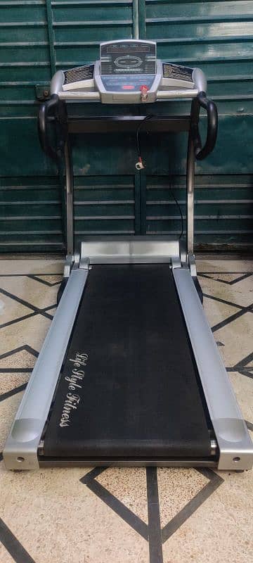 Life style fitness treadmill Made in Taiwan Motor 4 Hp 9