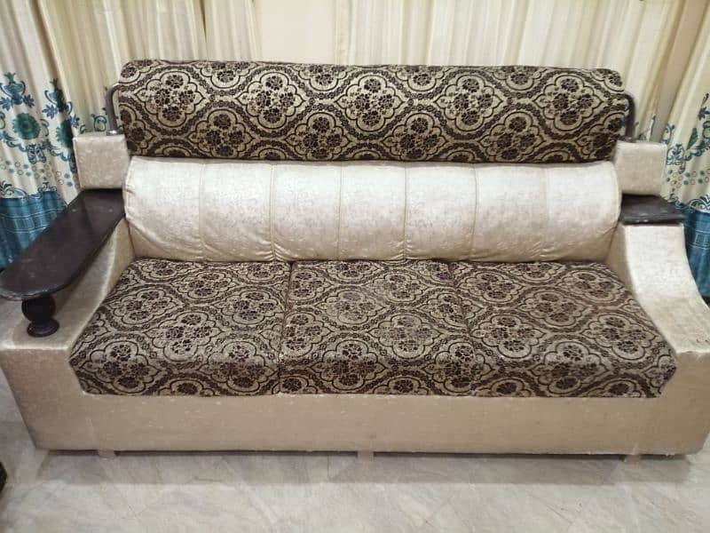 sofa 3 seat and 2 seat second hand 4