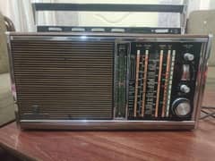 GRUNDIG SATELLIT 6001 TRANSISTOR RADIO