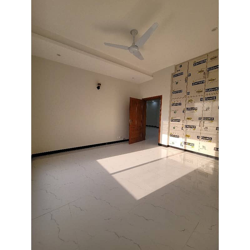 First Floor For Rent In G-14/4 Brand New 10