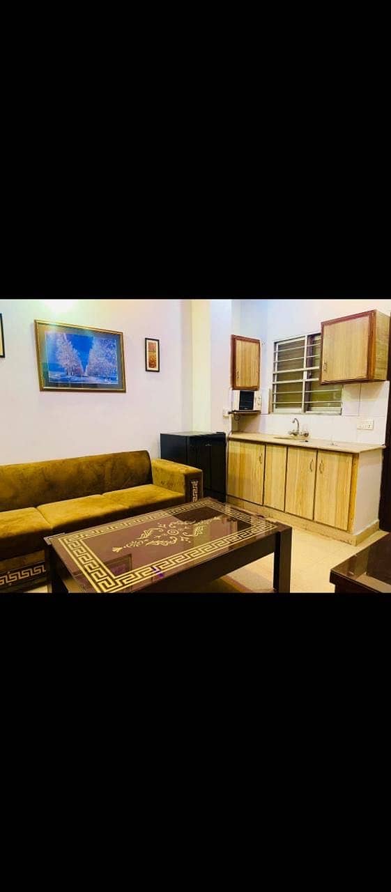 Fully Furnished 1-Bed Lounge (Balcony)Apartment For Rent 1s Floor, Johar Town, 400 Square Feet 7