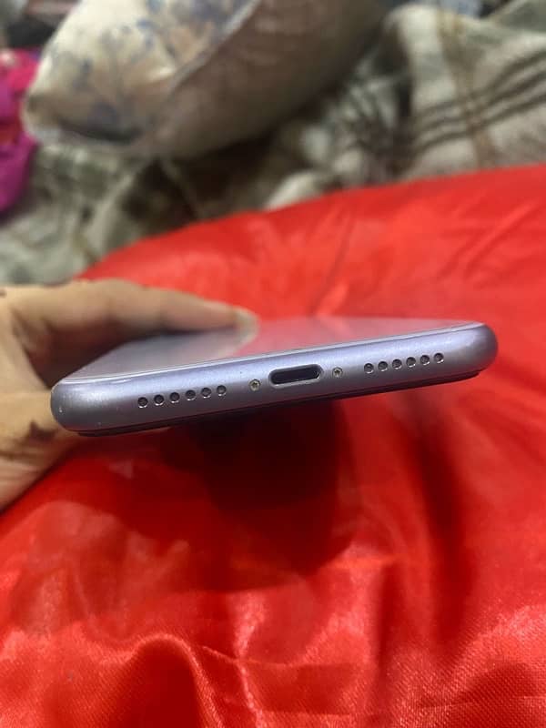 iPhone 11 JV 64 Gb purple 3