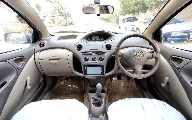 Toyota Platz F Package 1.0CC M/T {LIKE GENUINE CONDITION} 7