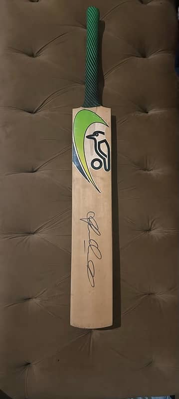 Glenn Maxwell signature Bat for sale 100%authentic 0