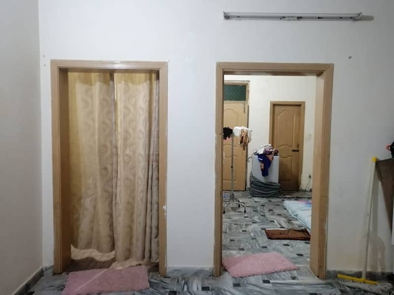 5 Marla 2.5 story house with Gas in phase 5 proper Ghauri Ghouri town Islamabad 7