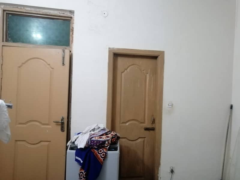 5 Marla 2.5 story house with Gas in phase 5 proper Ghauri Ghouri town Islamabad 12