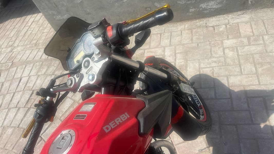 Derbi STX 150CC 2016 Model | Derbi in Bikes | STX 150CC 6