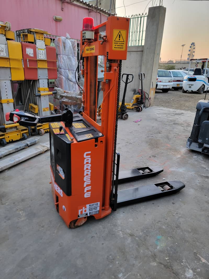 CARR EFFE 1200 Kg Stand on Full Electric Stacker Lifter Forklift 18