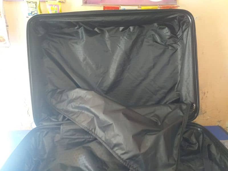 Suit case for travel or wedding 6