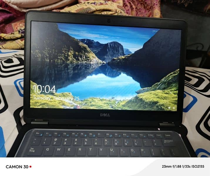 Dell Latitude E7450 0