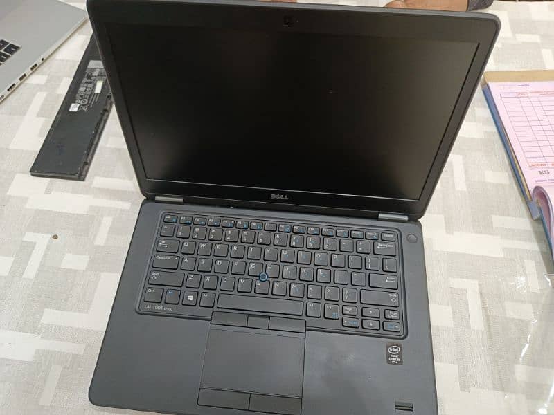 Dell Latitude E7450 4