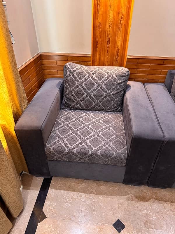 sofa sets / 7 seater sofa / chesterfield / poshish sofa / leather sofa 0