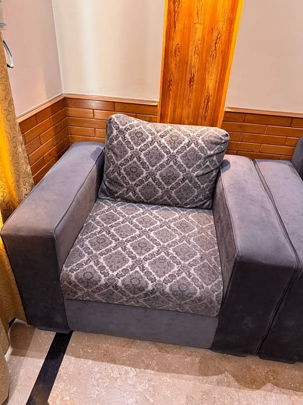 sofa sets / 7 seater sofa / chesterfield / poshish sofa / leather sofa 6