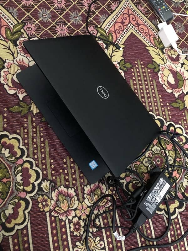 Dell laptop core i5 7th generation 256 m2 ssd 7