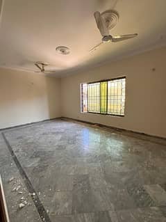 FULL HOUSE FOR RENT LOCATION KHYABNA TANVEER