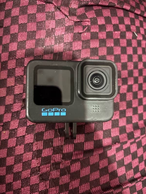 GoPro Hero 11 with moto Vloging Kit 0