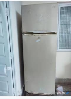 Haier Large Size 16 cub ft Refrigerator 10/10 condition (0302-7417008)