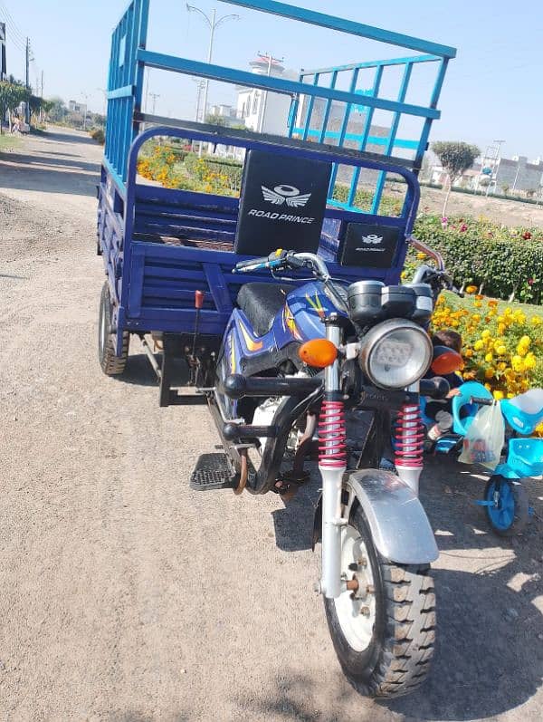 Good condition Road Prince 150cc loader Rickshaw for sale. 1