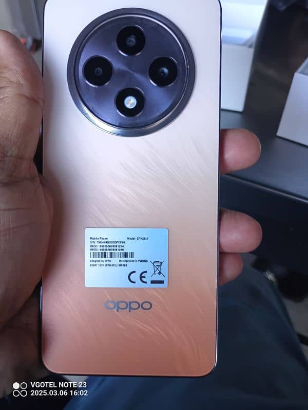 Oppo Reno 12F 8