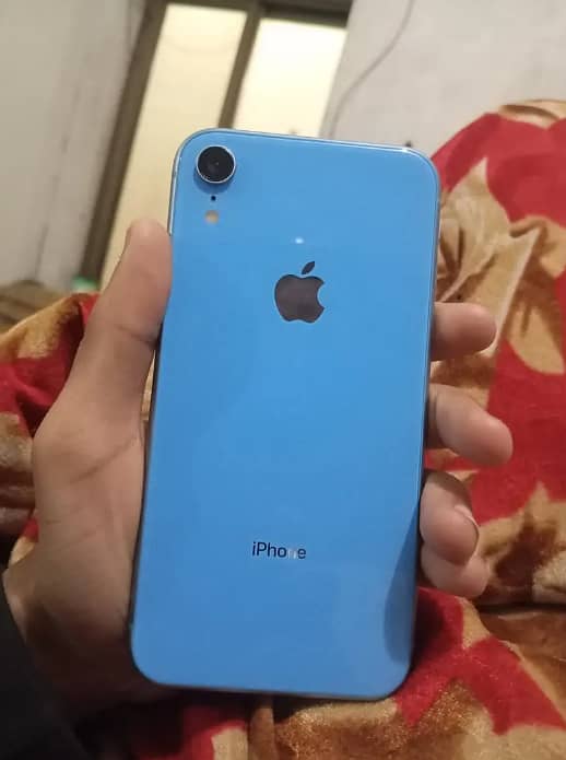 Apple iPhone XR 0