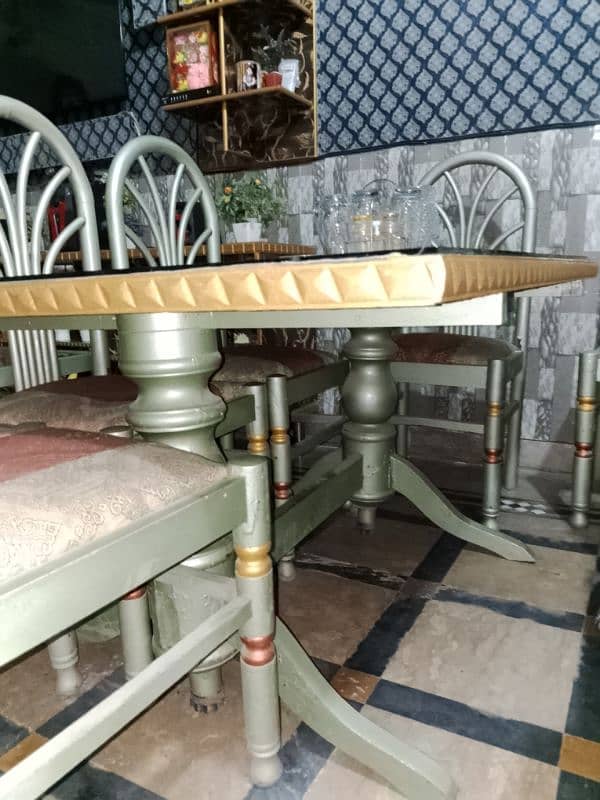 Dining Table With 6 Chairs 4