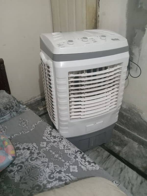 Almost New Super Asia Room Cooler M#7700 0